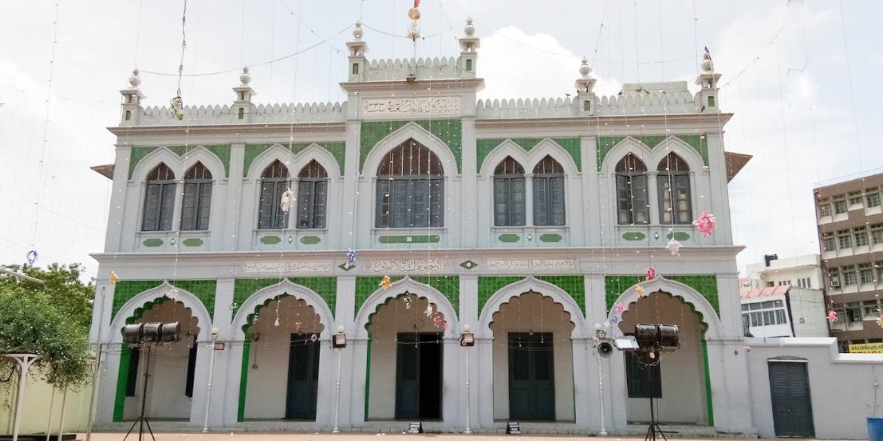 Thousand Lights Mosque, Chennai Tourist Attraction